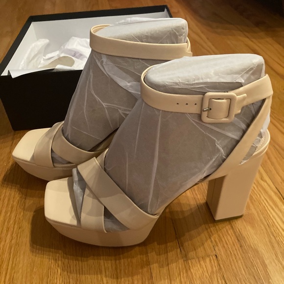 Marc Fisher Heel Sandals - Picture 5 of 8